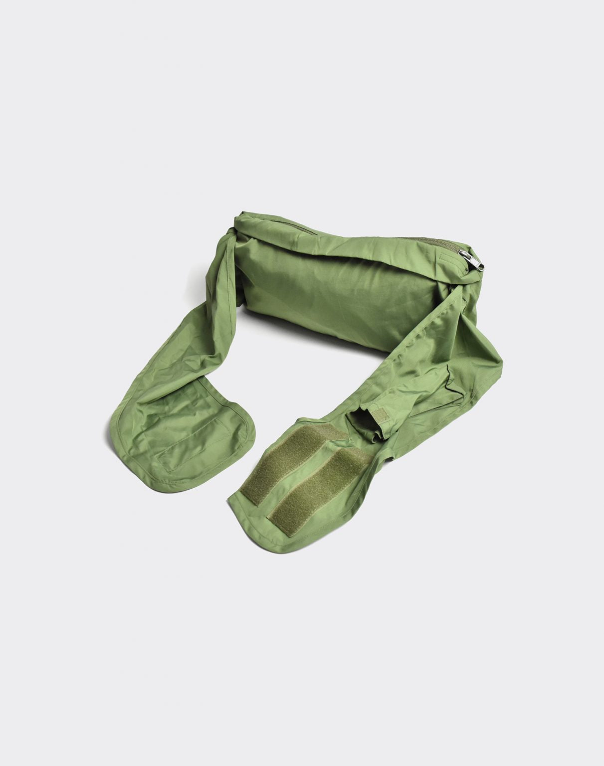 LEVI’S ALL-DUTY 00s PACKABLE RAINCOAT (M)