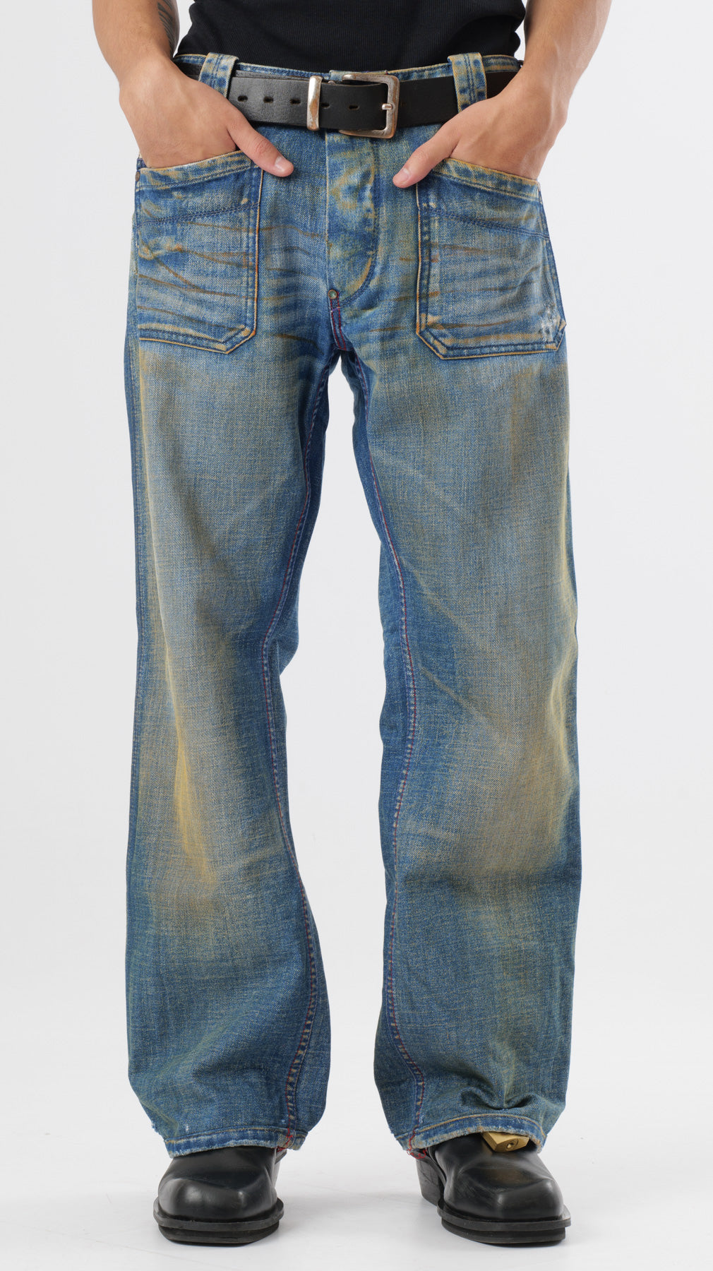 DIESEL 2000’s DIRTY WASH JEANS (W32)