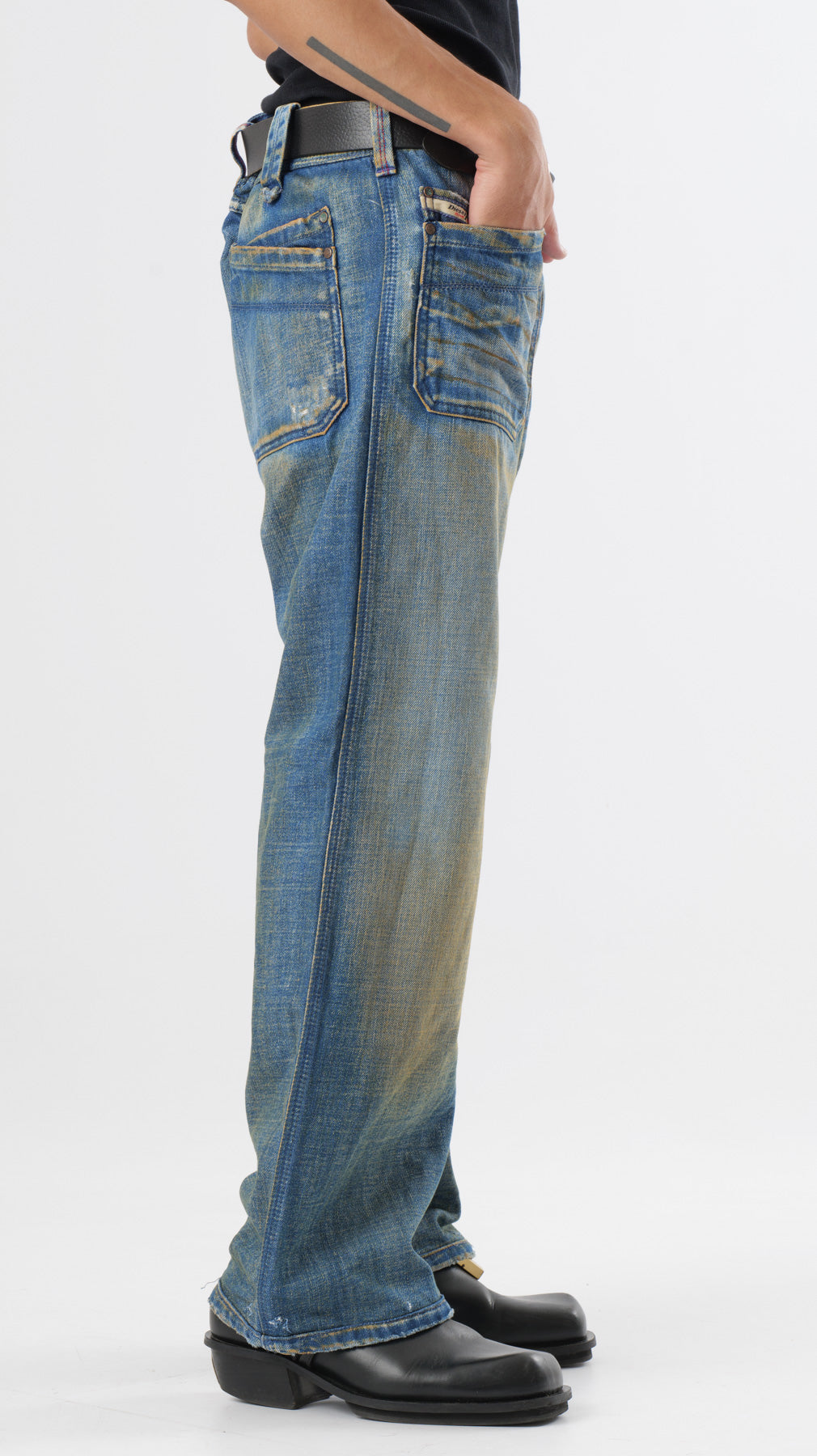 DIESEL 2000’s DIRTY WASH JEANS (W32)