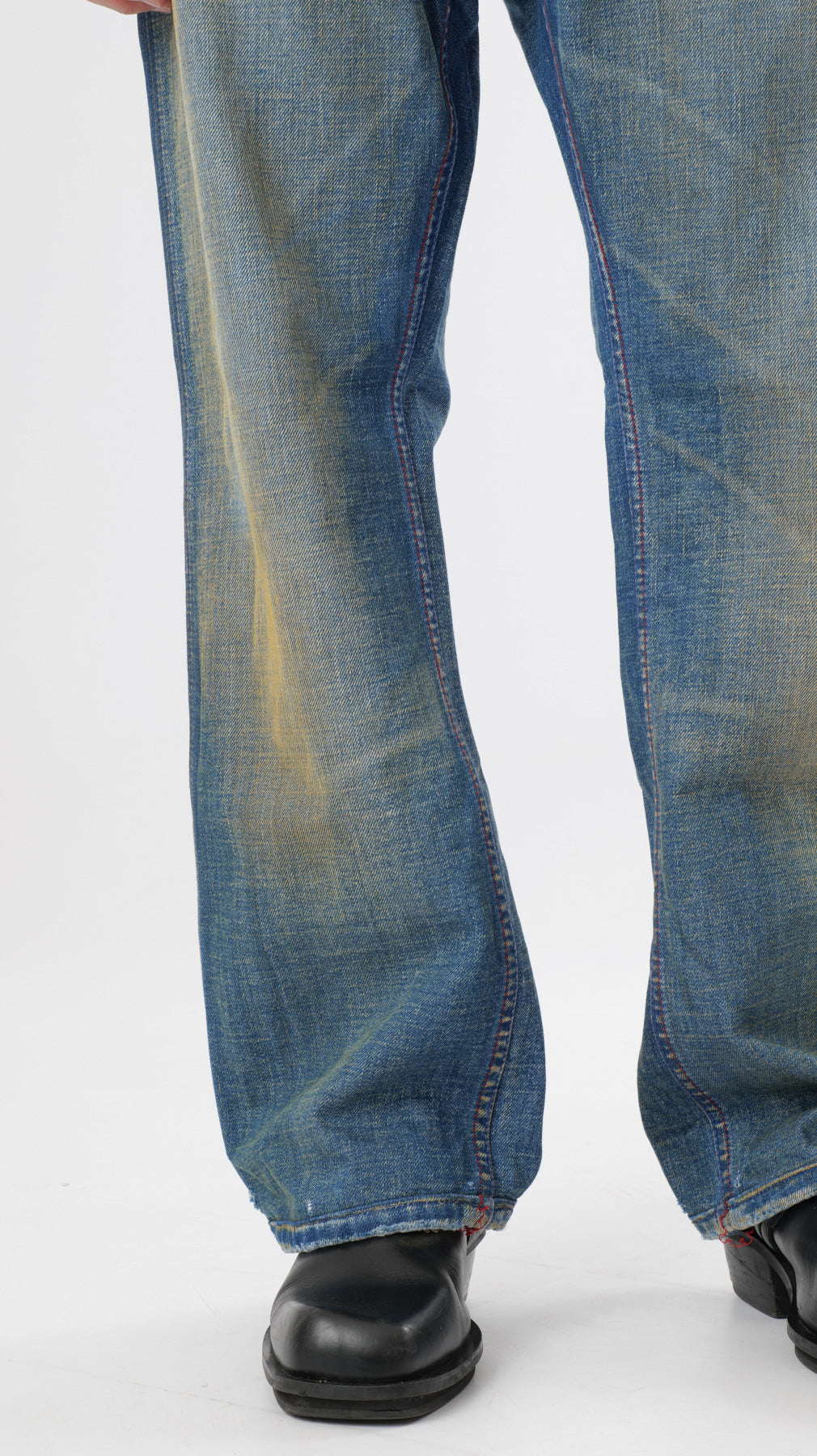 DIESEL 2000’s DIRTY WASH JEANS (W32)