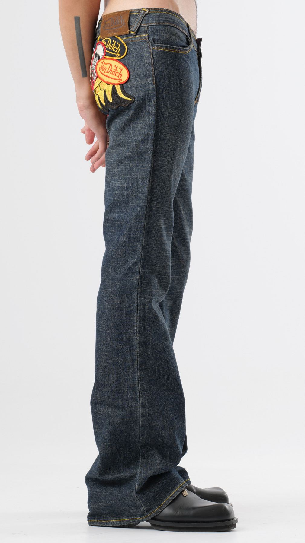 VON DUTCH 2000’S LOGO PATCHWORK JEANS (w27)