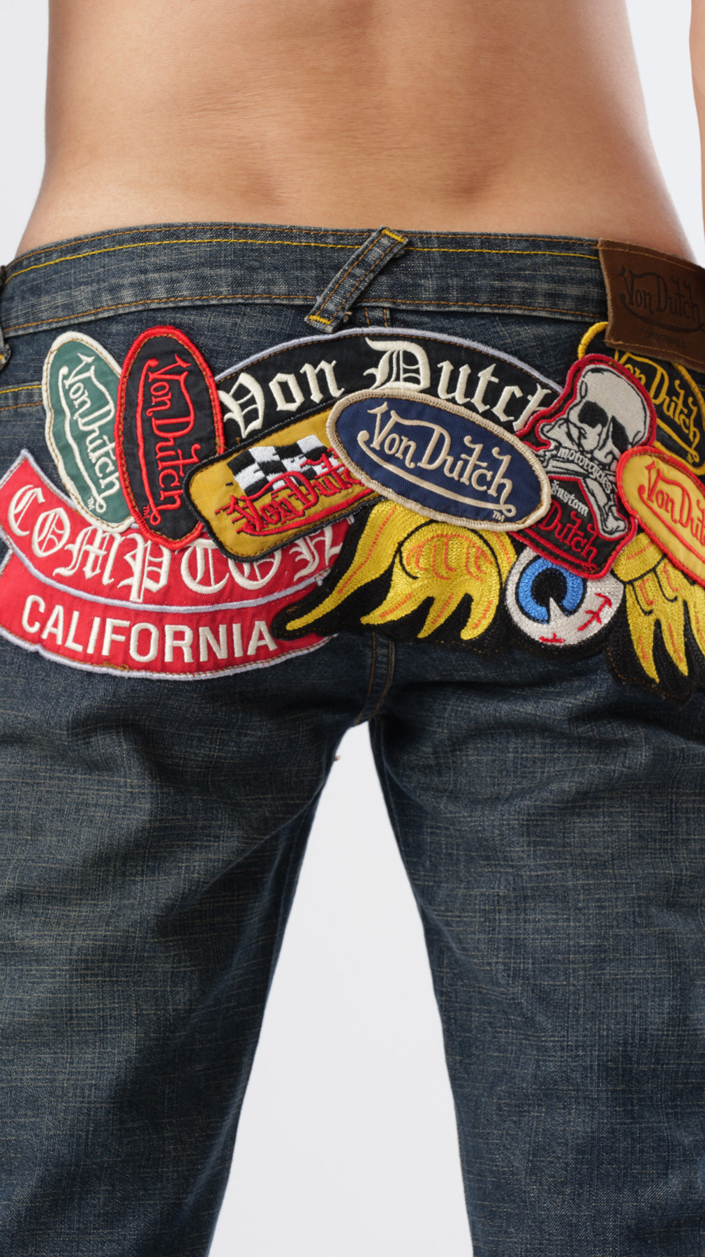 VON DUTCH 2000’S LOGO PATCHWORK JEANS (w27)
