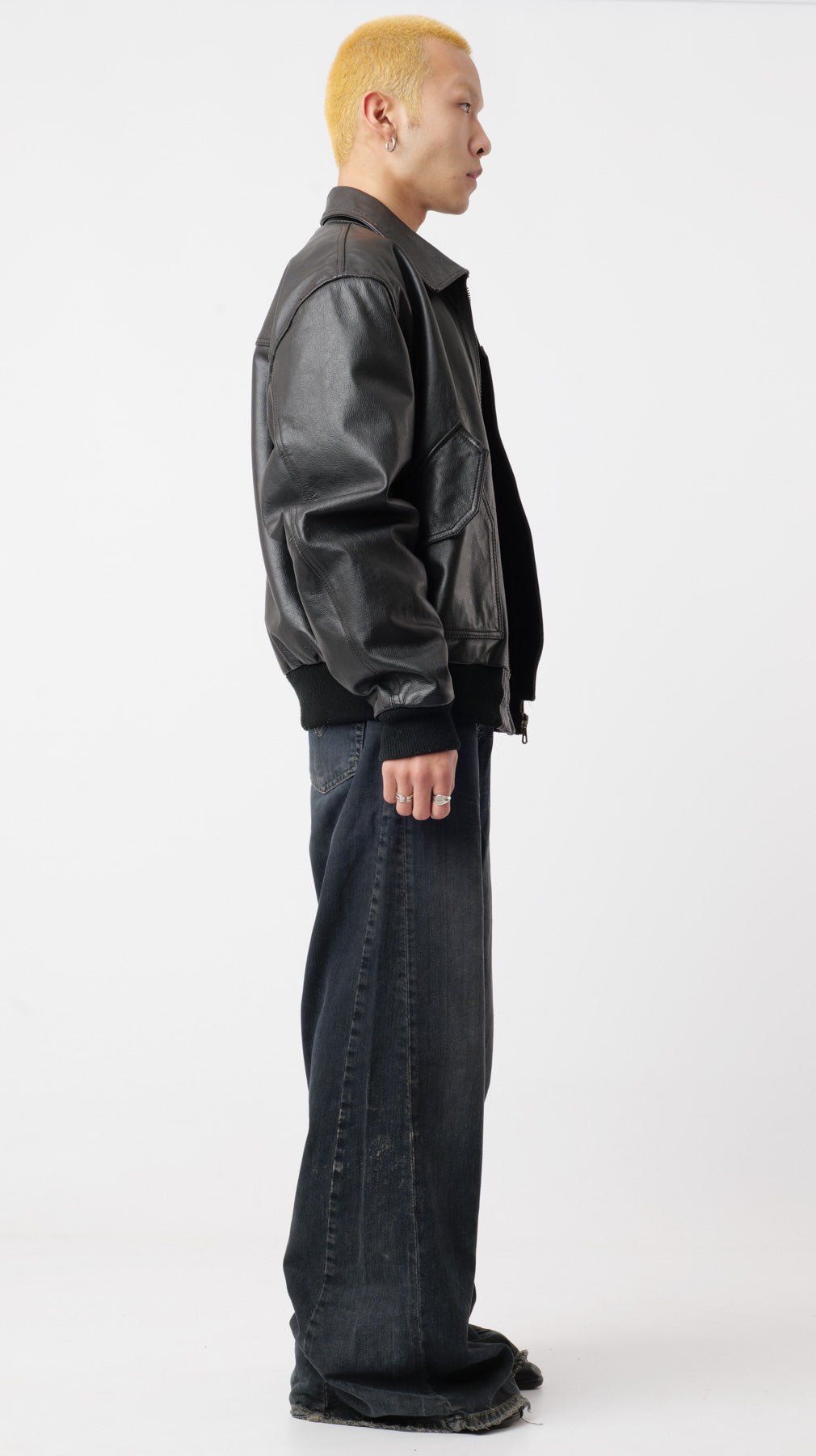 Alpha Industries Flight Leather Bomber Jacket (XL)