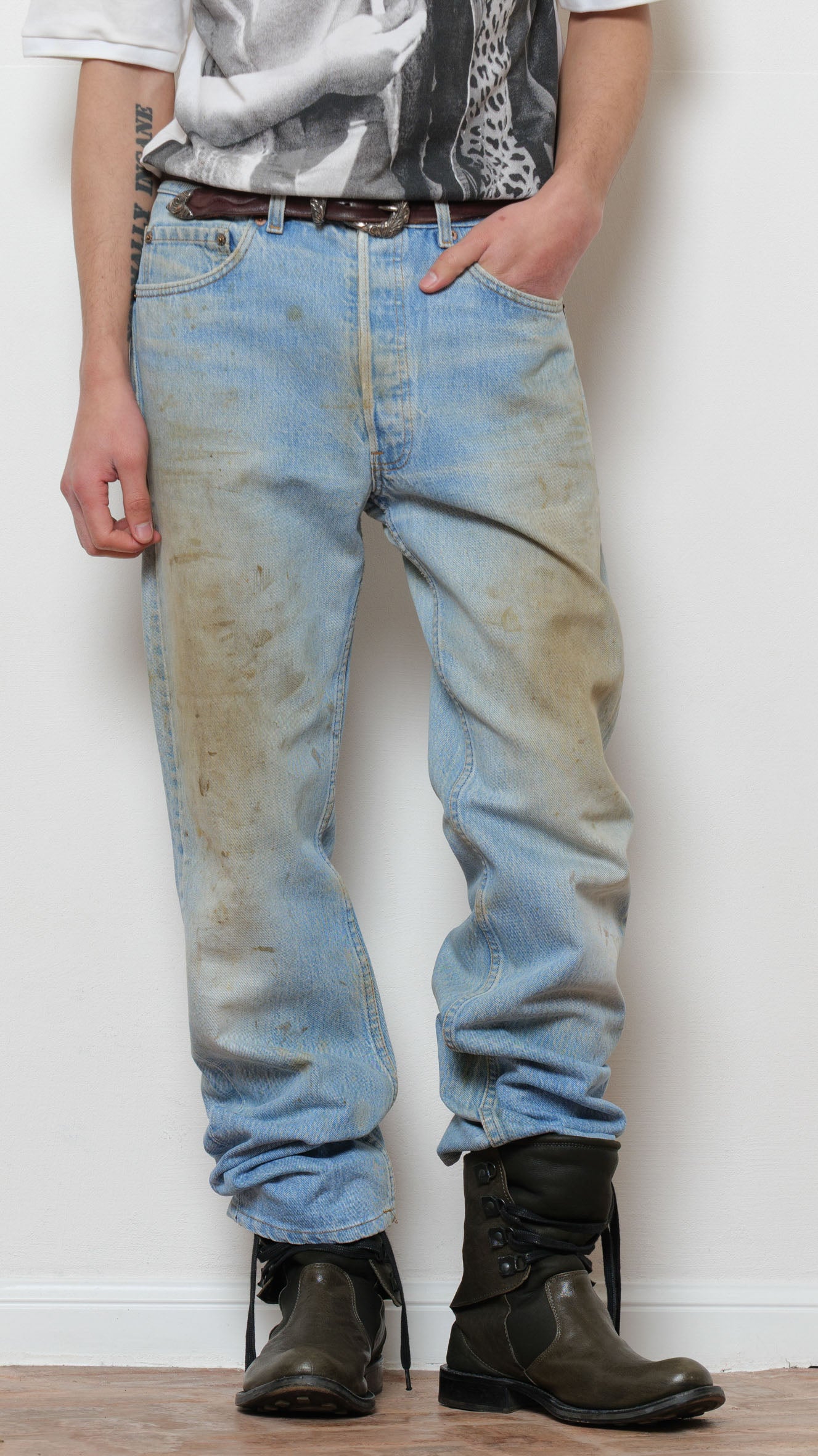 1980’s Levi’s Made in usa dirty jeans