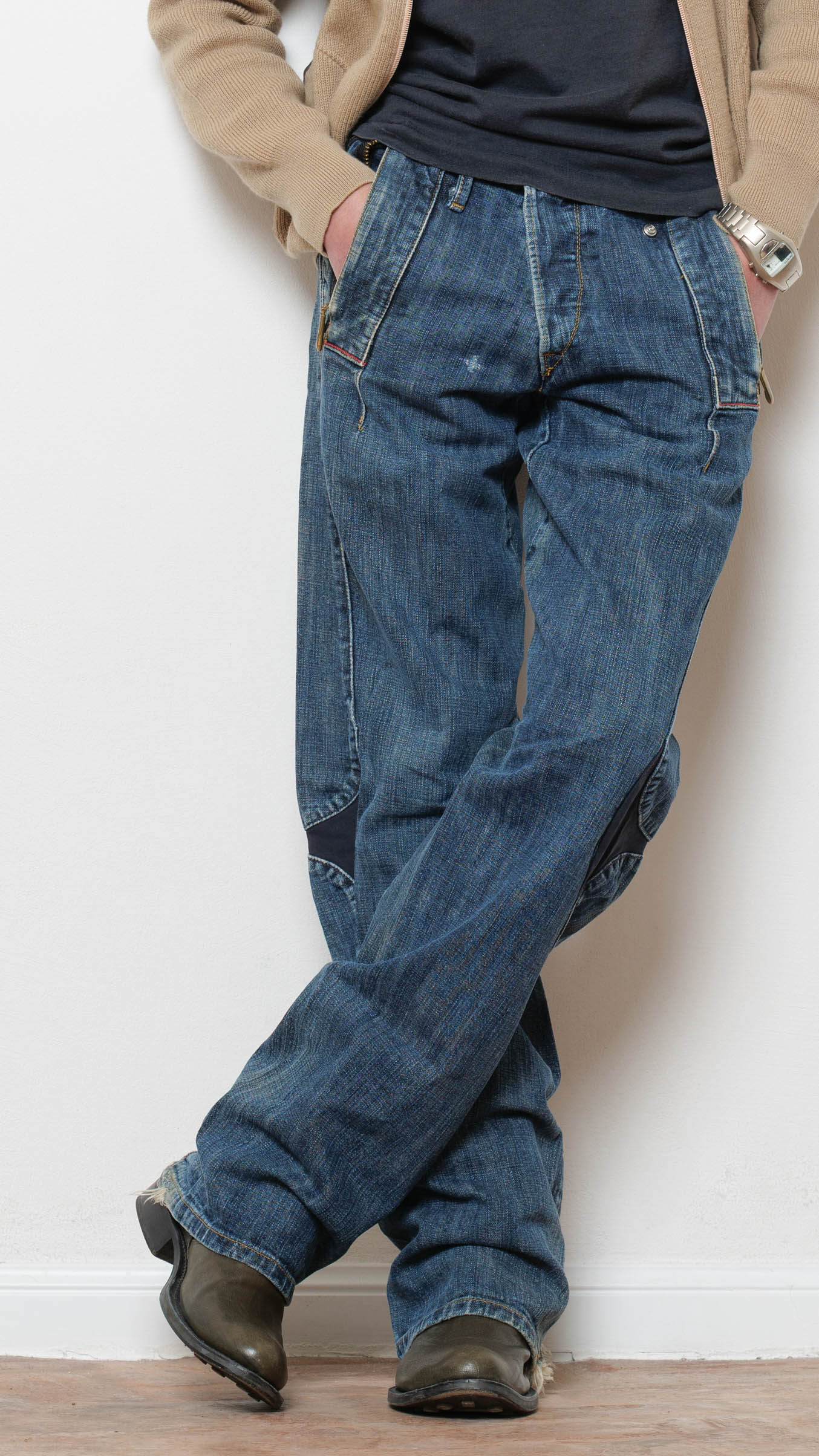Levi’s engineered 2000’s jeans