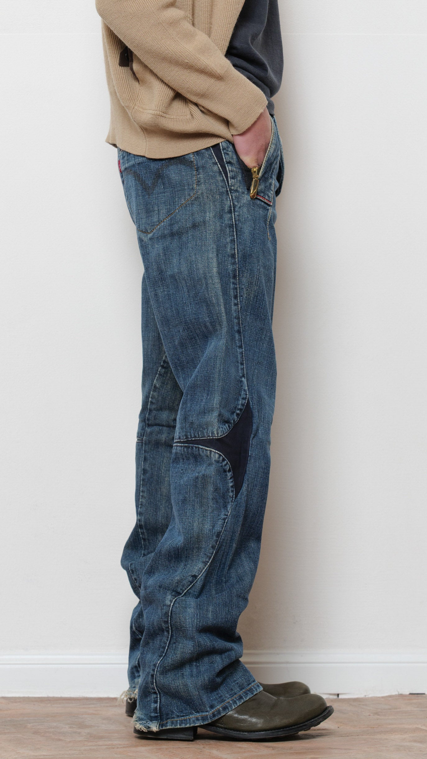 Levi’s engineered 2000’s jeans