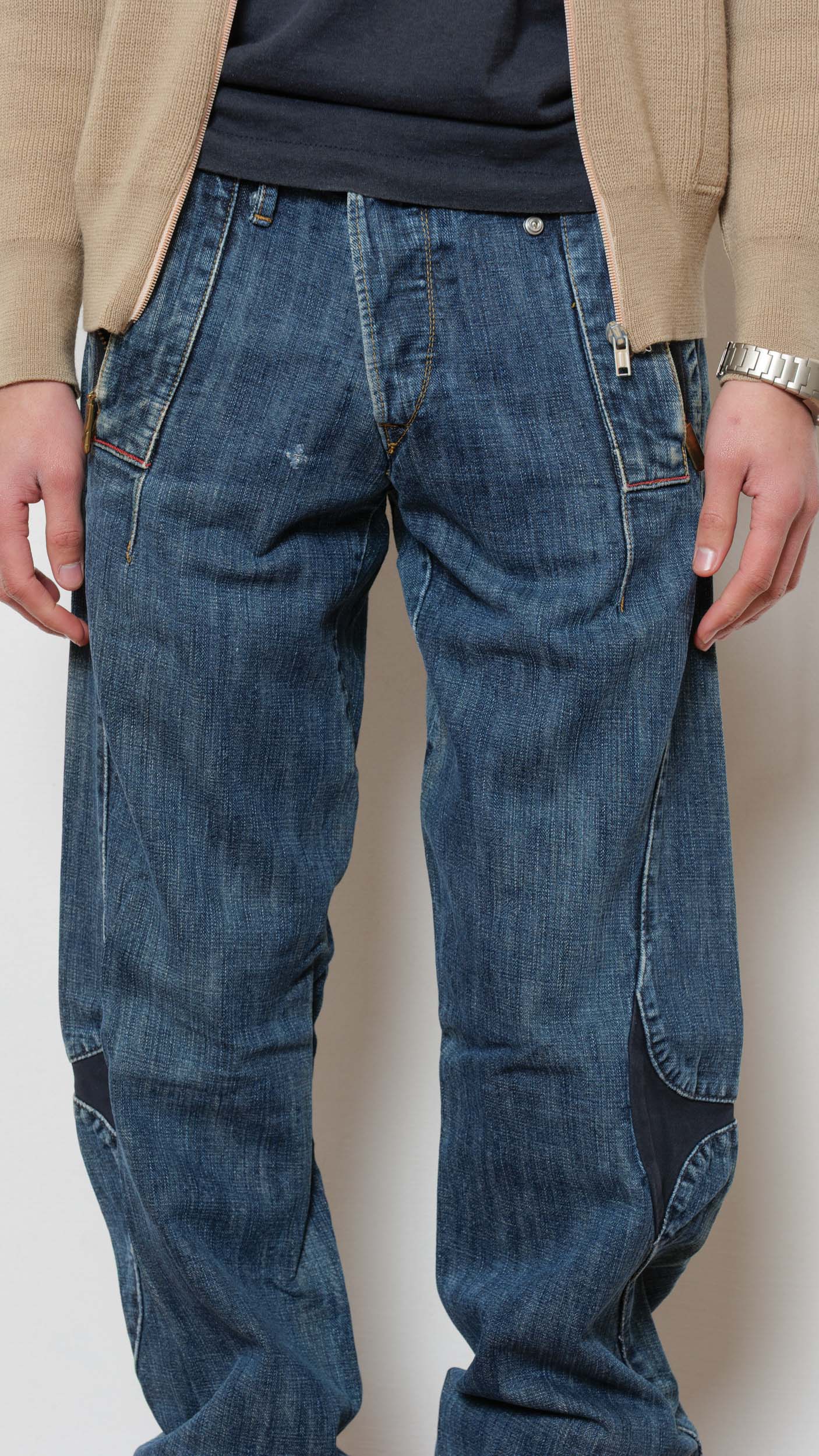 Levi’s engineered 2000’s jeans