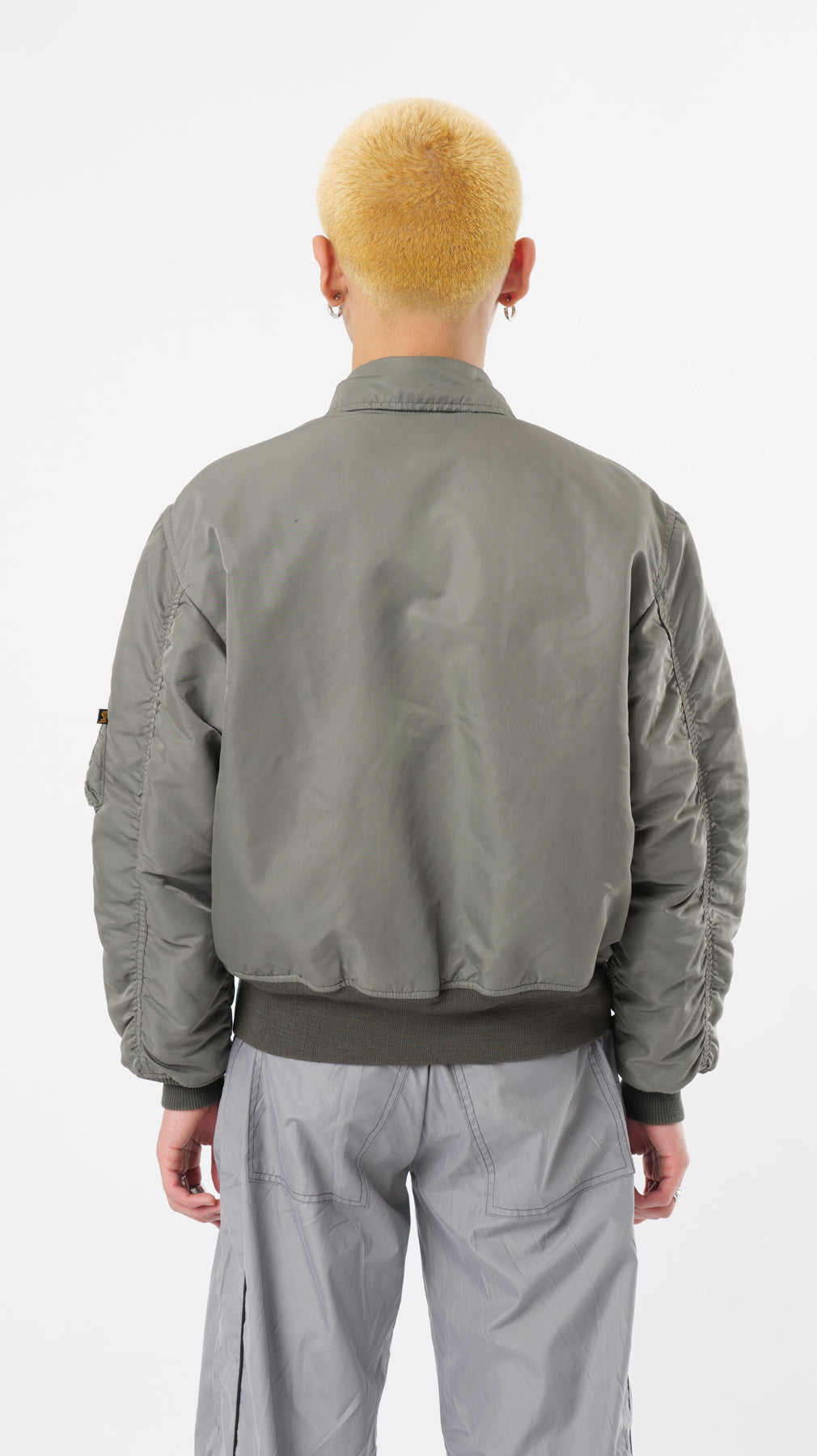 ALPHA INDUSTRIES FLYER BOMBER JACKET (M)