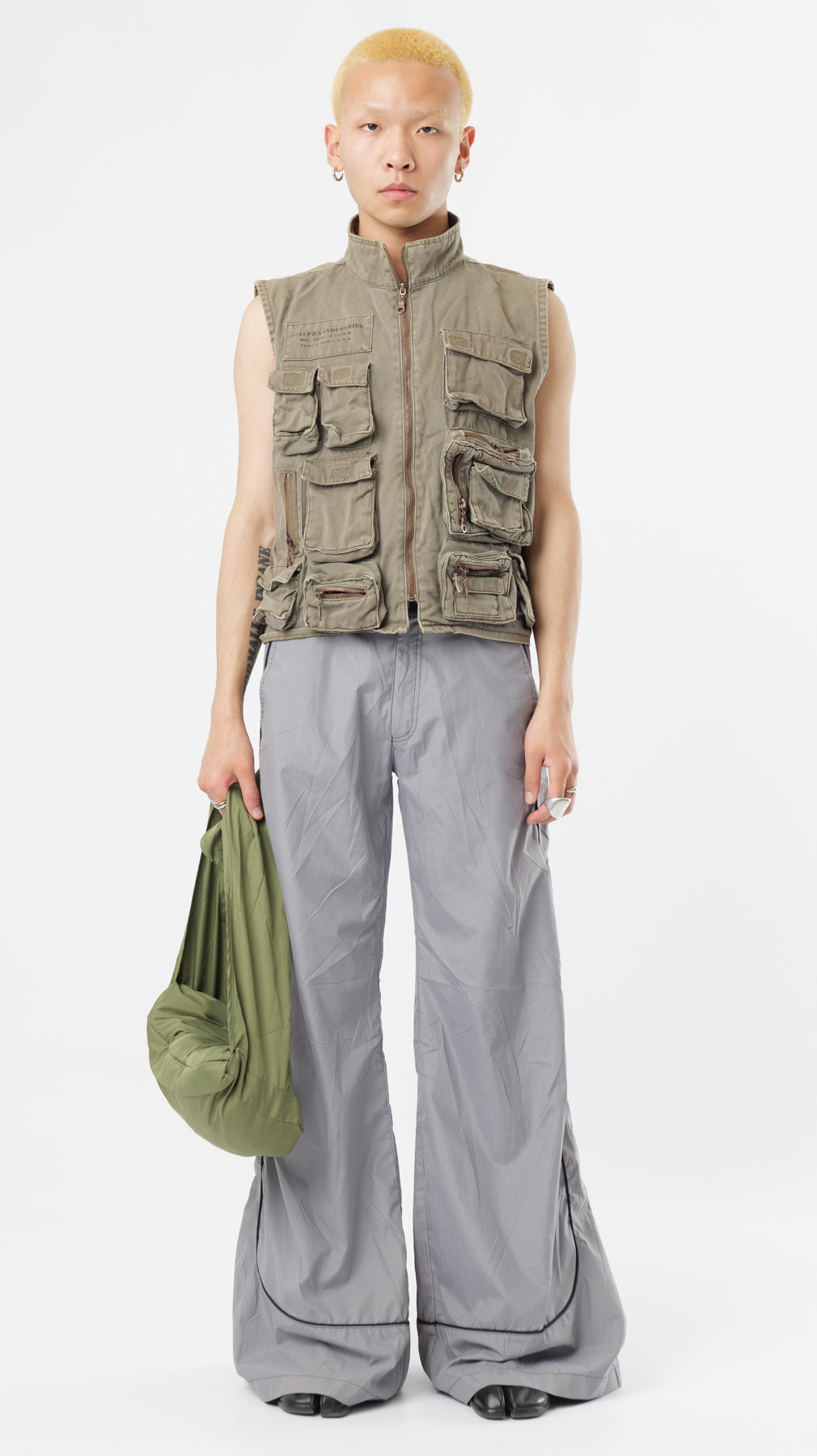 ALPHA INDUSTRIES 1990s MULTIPOCKET VEST (M)