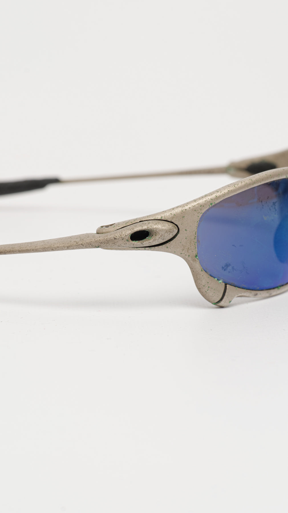 OAKLEY JULIET X-METAL SUNGLASSES