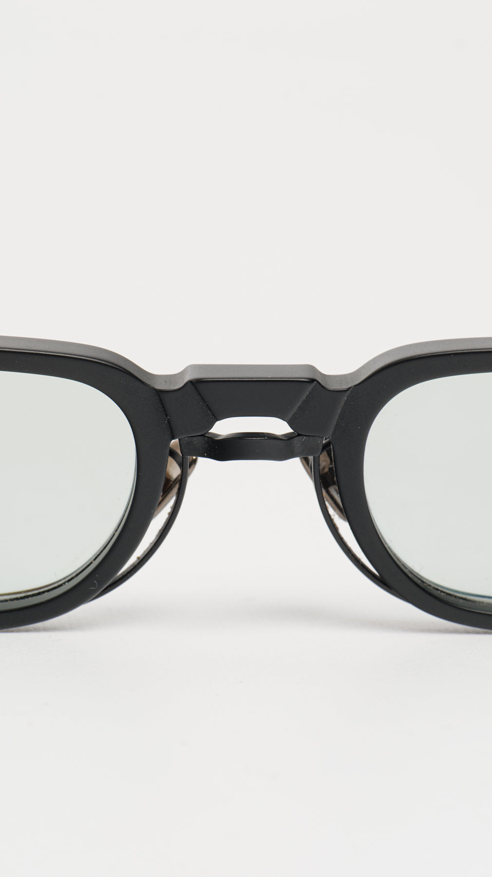 KUBORAUM BERLIN SUNGLASSES & CASE N12