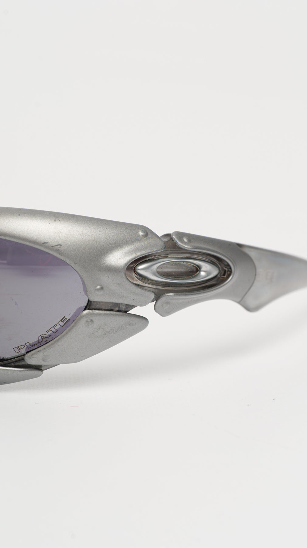 OAKLEY 2000s PLATE DARK SILVER IRIDIUM SUNGLASSES