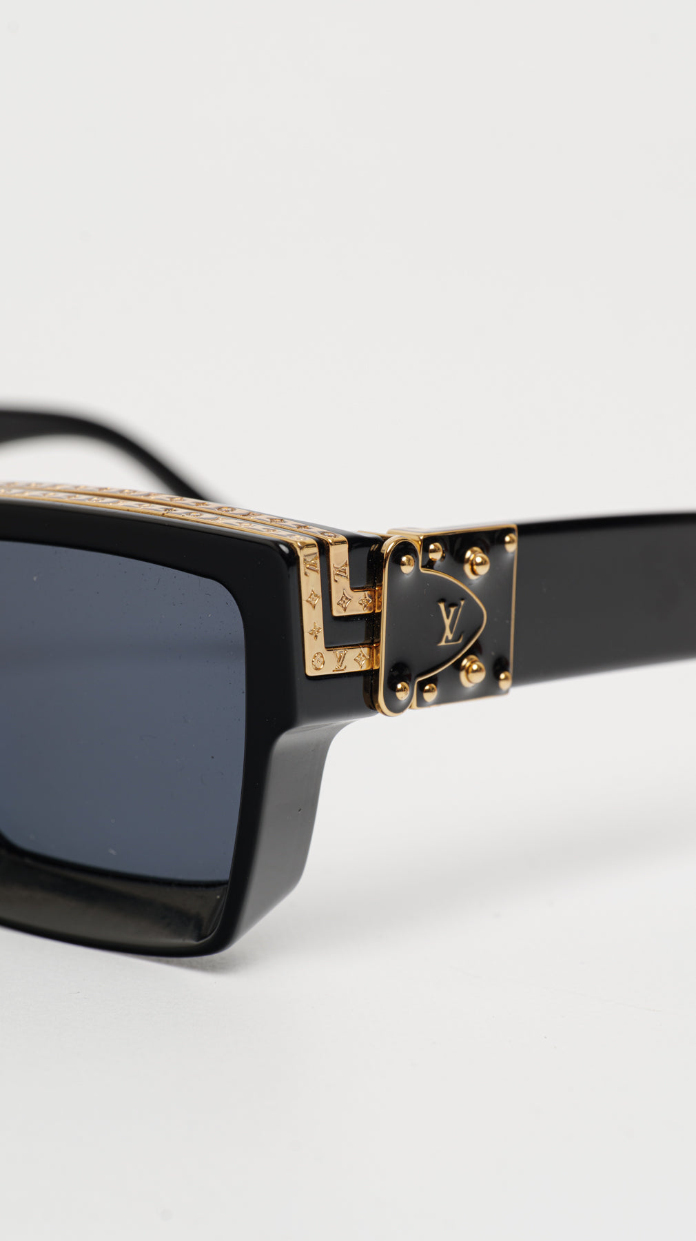 LOUIS VUITTON 1.1 MILLIONAIRE SUNGLASSES