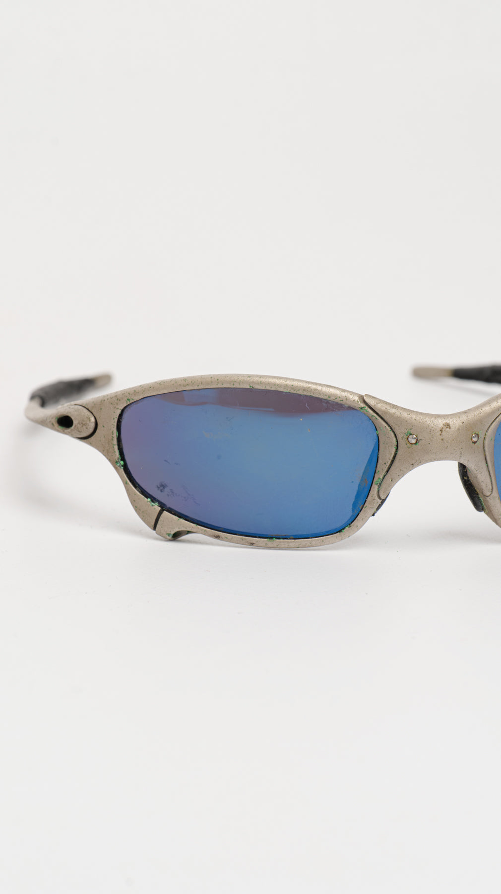 OAKLEY JULIET X-METAL SUNGLASSES